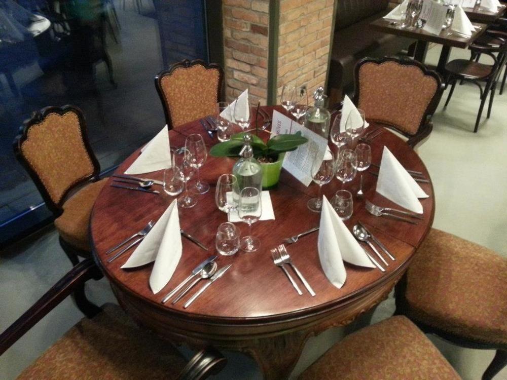 Hotel de apartamente Corvin Lux 4*